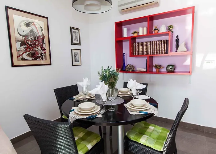 Two-bedroom In Xi Dramalj