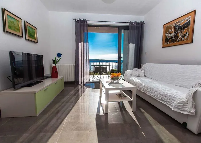 Two-bedroom In Xi Apartament Dramalj